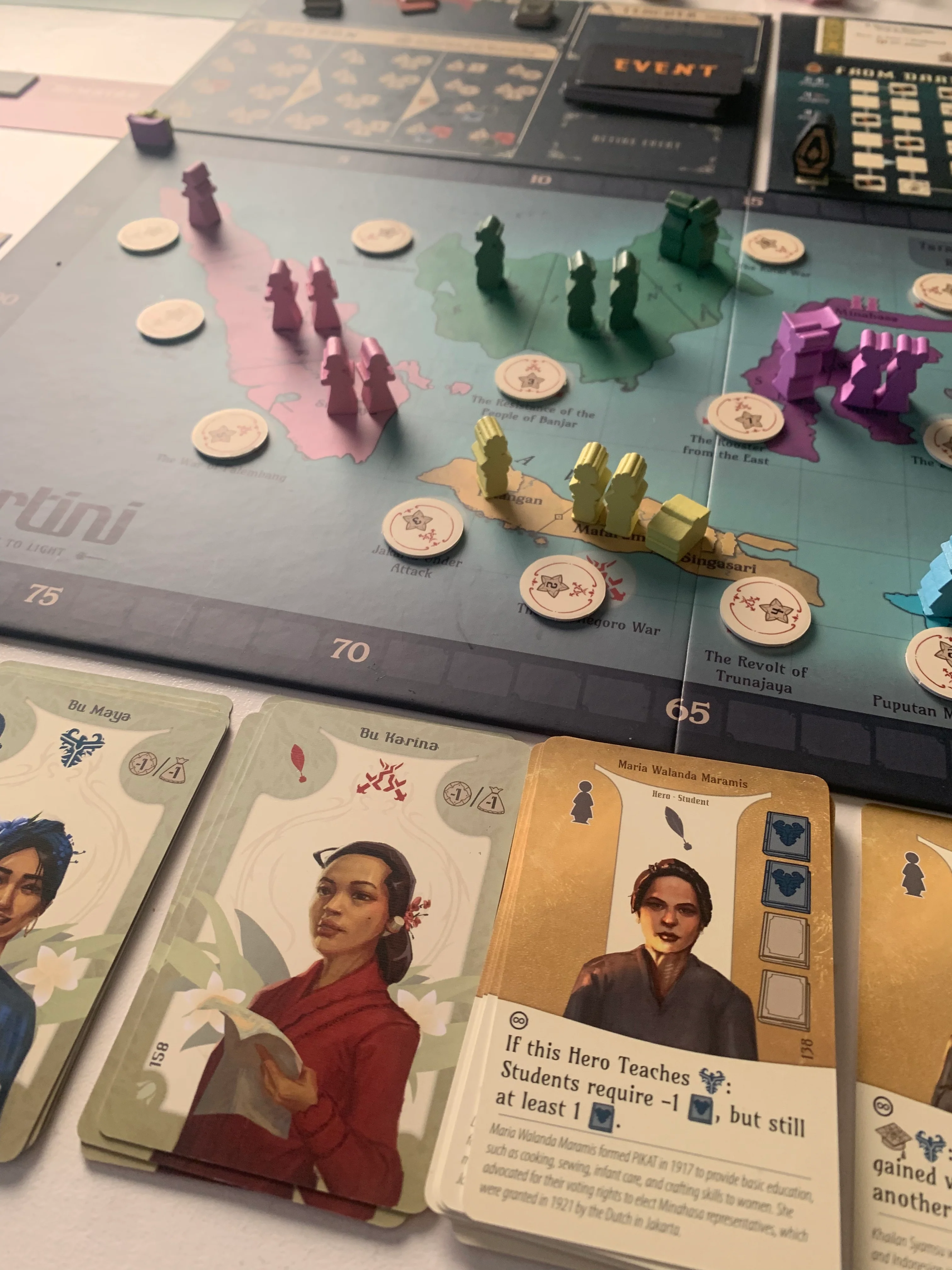 Kartini - From Darkness to Light Board Game (RETAIL) - Image 6